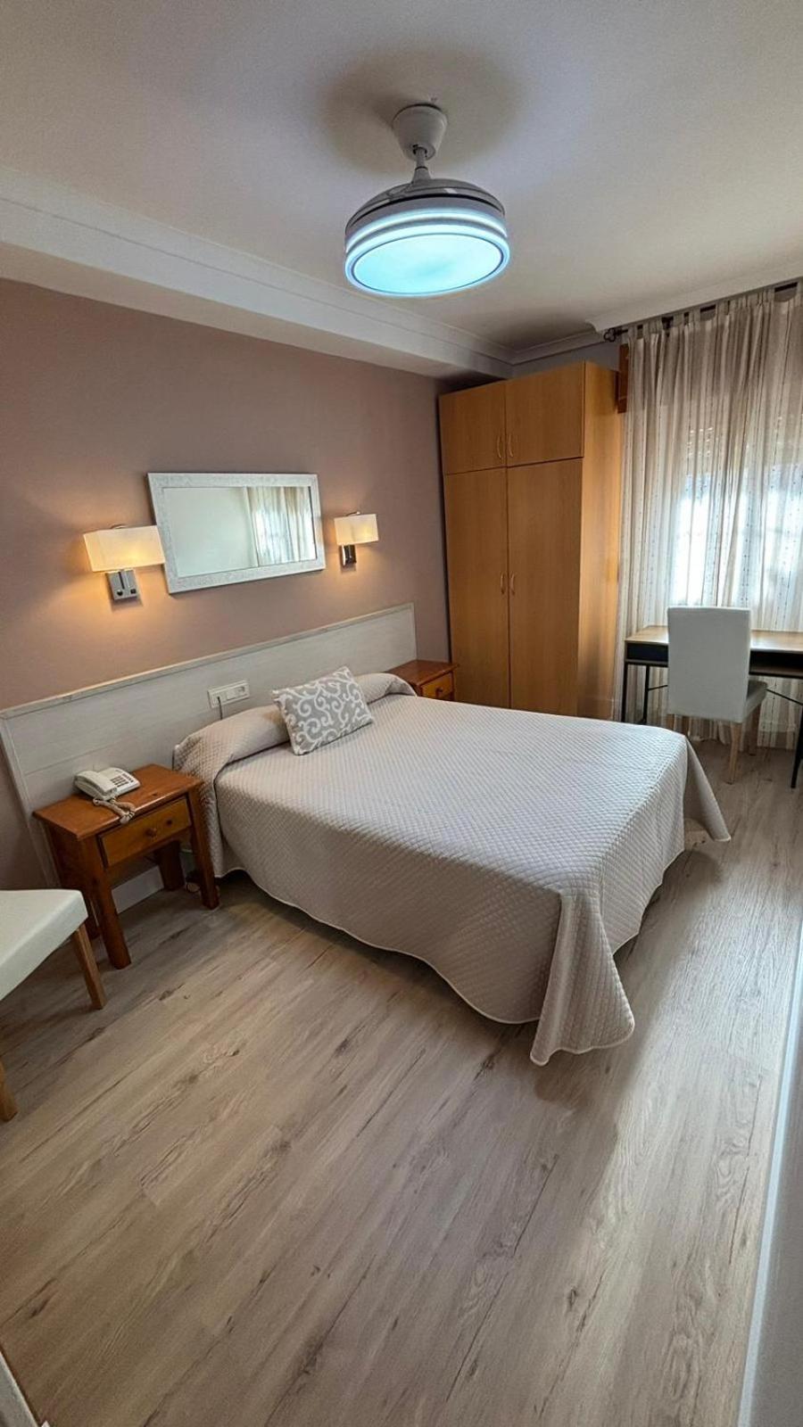 Hostal Atienzar 알바세테 외부 사진