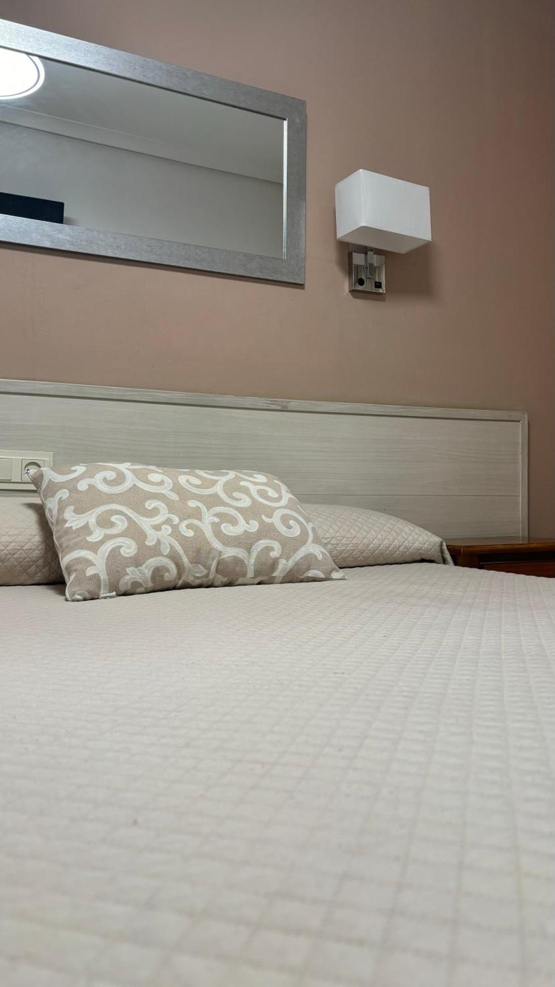 Hostal Atienzar 알바세테 외부 사진
