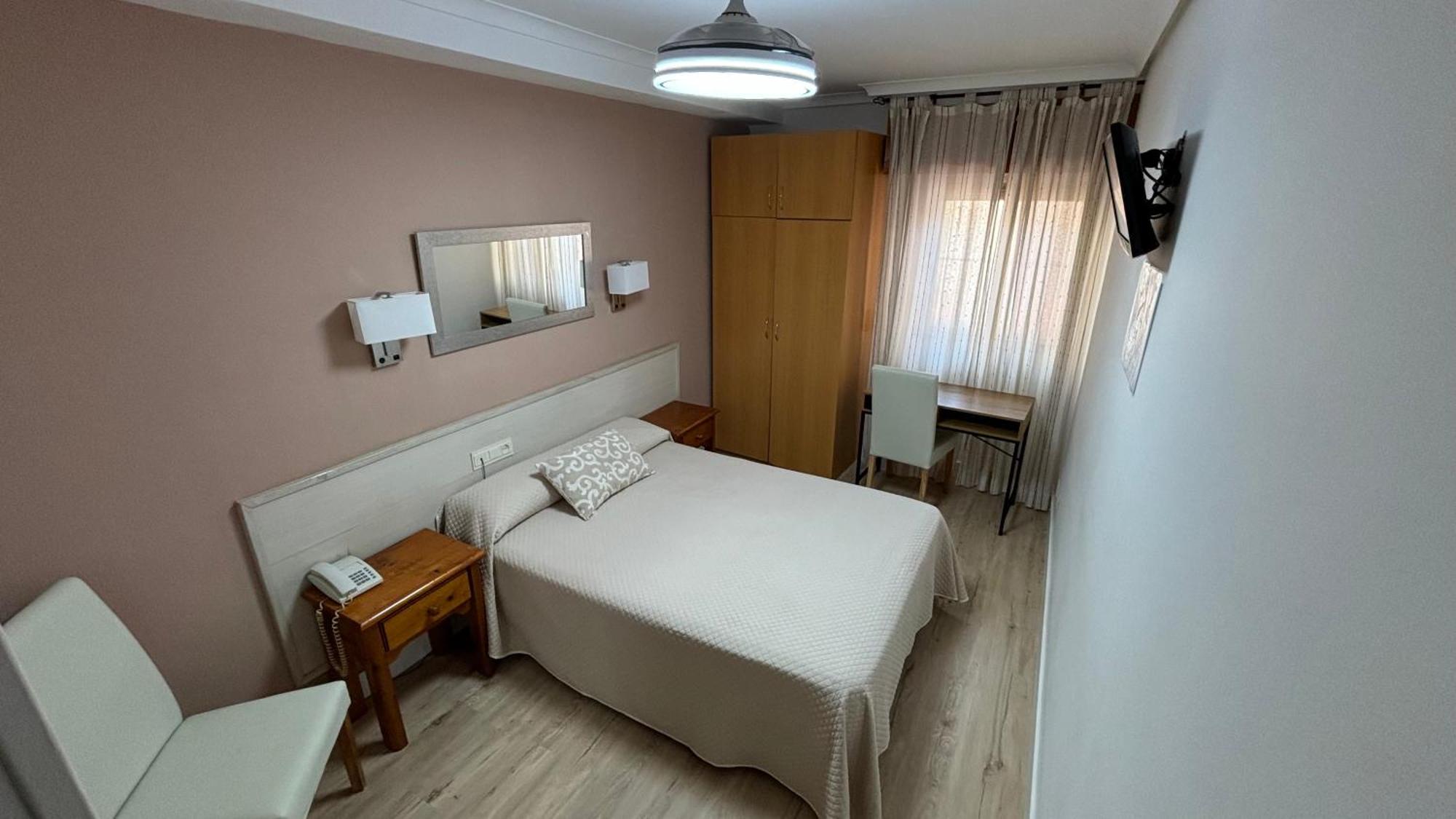 Hostal Atienzar 알바세테 외부 사진